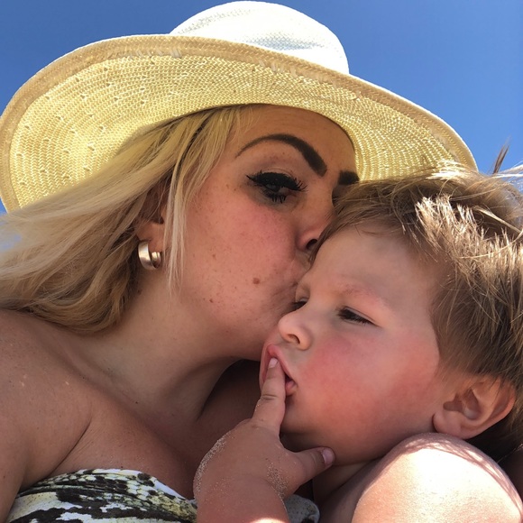 Meet the Posher Other - Meet your Posher, Shannon